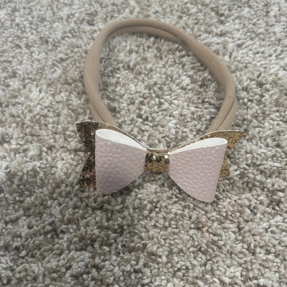🟢10/$10 - Gold and Pink Bow Headband